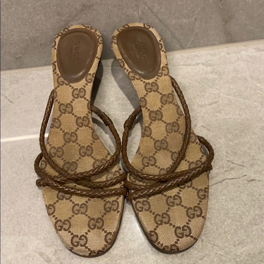 Gucci mini heel sandals Sz 38